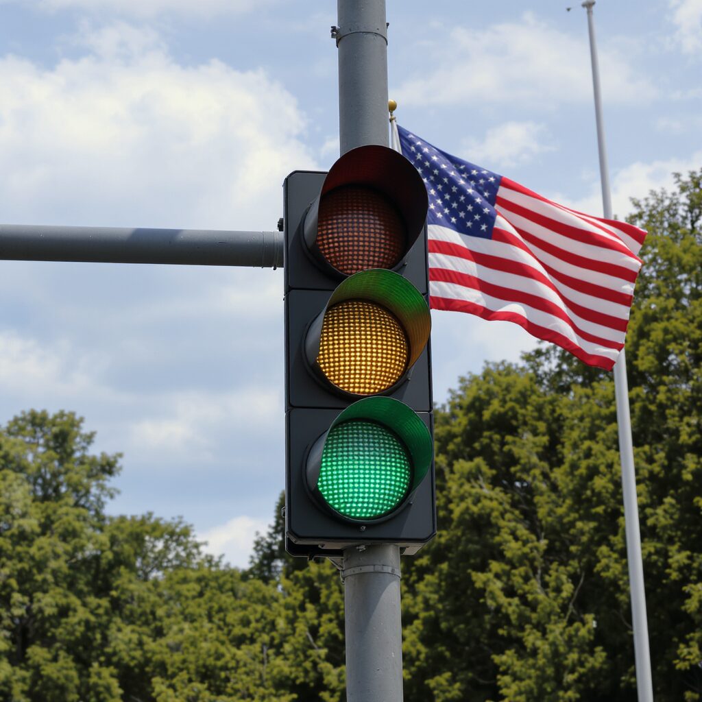 When the Green Light Turns Amber - Is America Reversing Its Environmental Course? 특성이미지